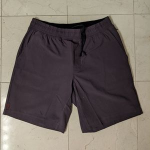 9" UNLINED WORKOUT SHORTS
Mako Short